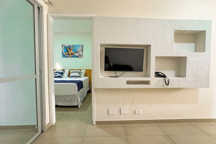 Room 93 of 171