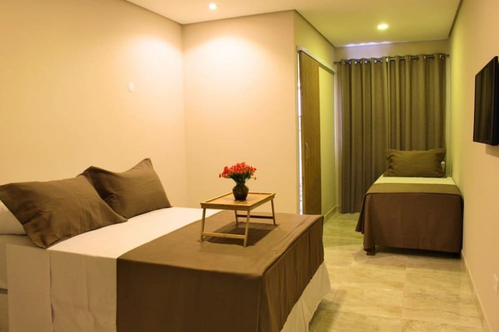 Room 4 of 75