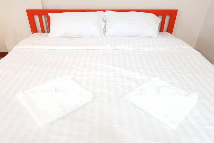 Room 4 of 34