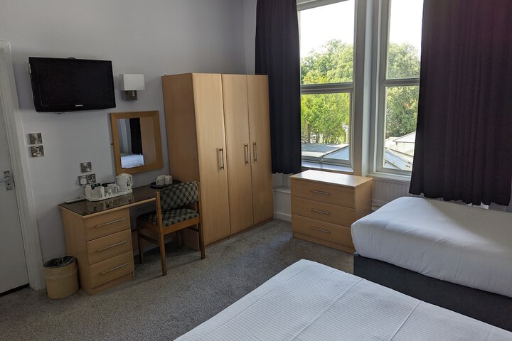 Room 48 of 118