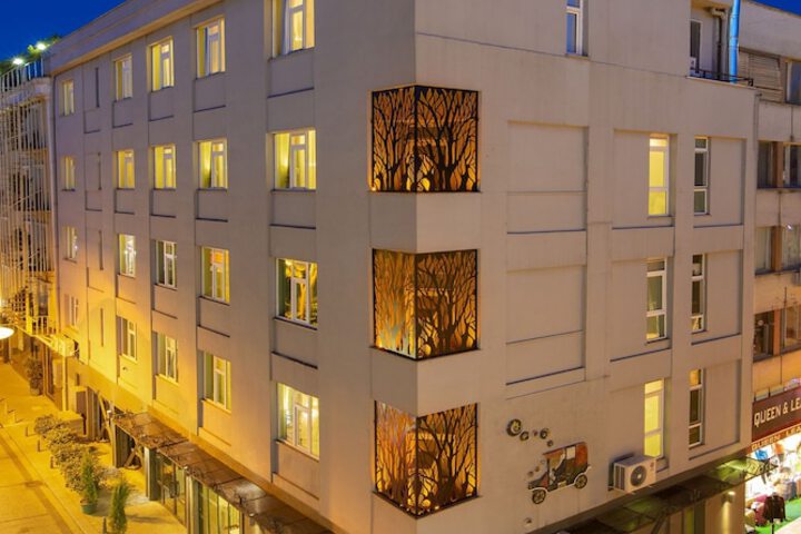 Hotel 55 of 56