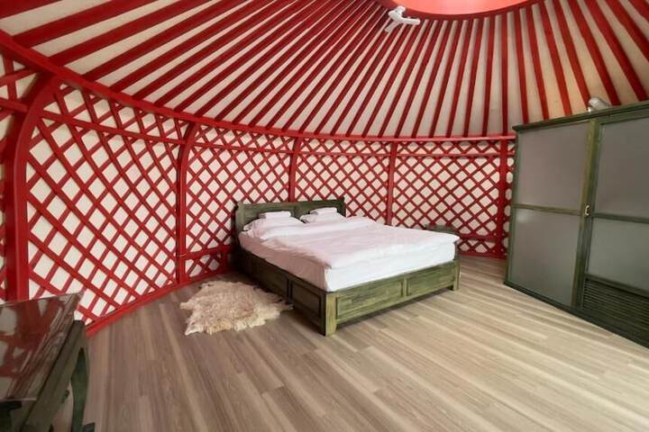 Room 3 of 26