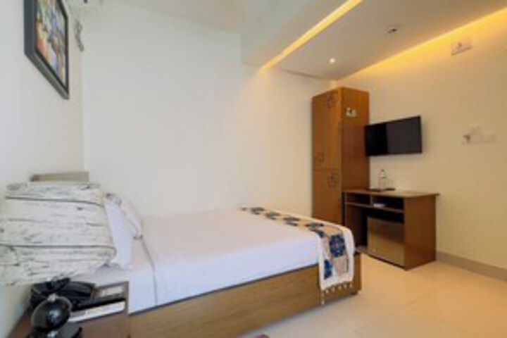 Room 46 of 117