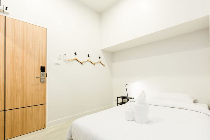 Room 20 of 49