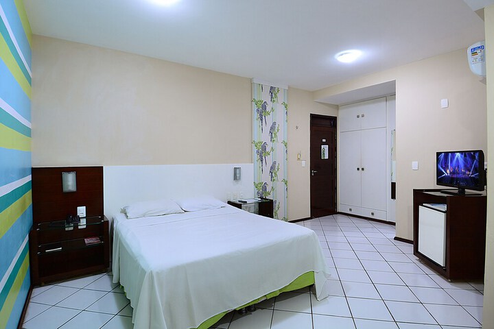 Room 5 of 31