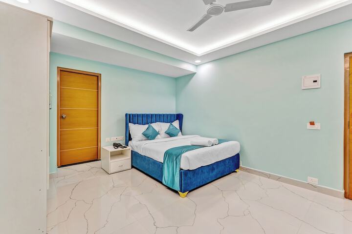 Room 9 of 36