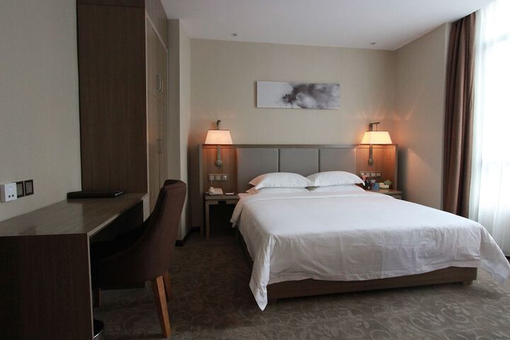 Room 20 of 92