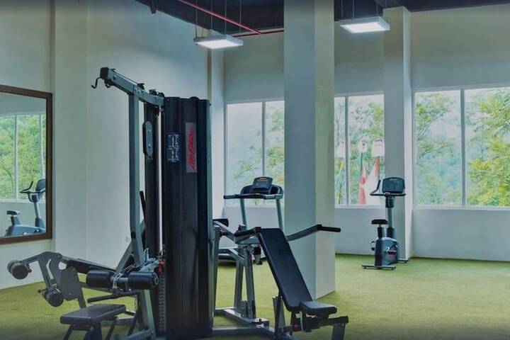 Health and Fitness 20 of 33
