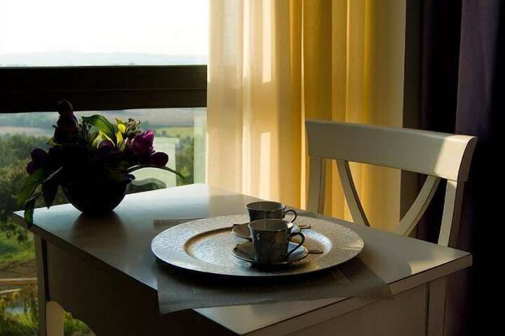 Room 25 of 53