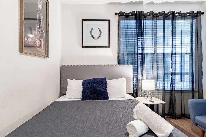 Room 35 of 137