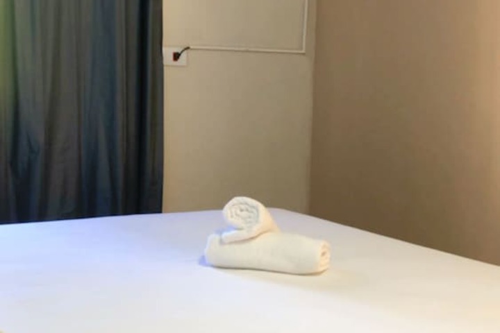 Room 9 of 64