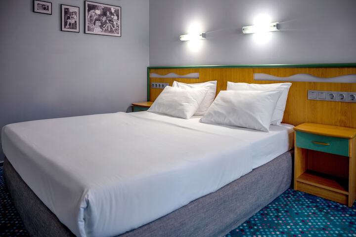 Room 21 of 66