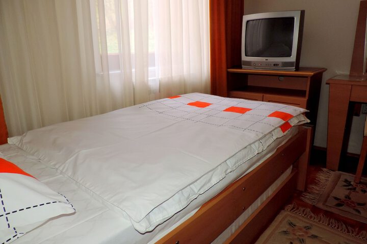 Room 15 of 47