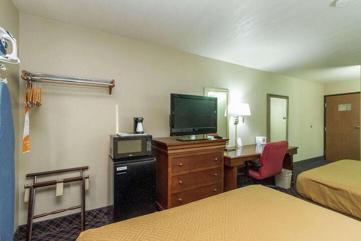 Standard Room, King or Two Doubles (1 of 2)