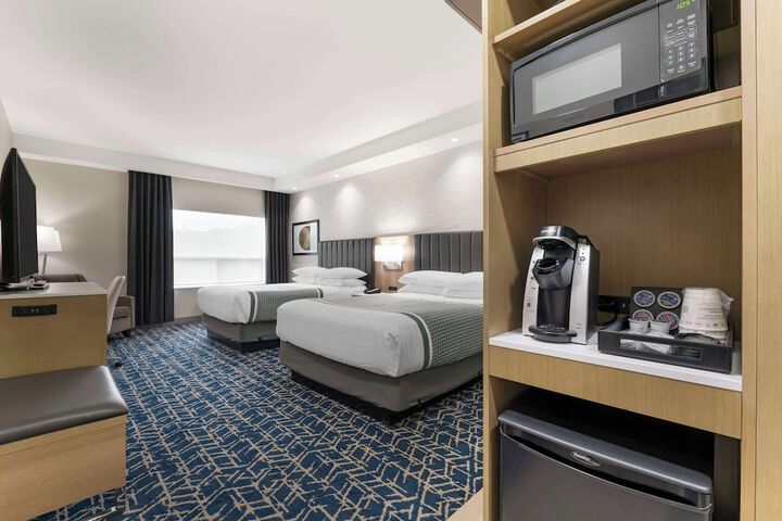 Room 12 of 52