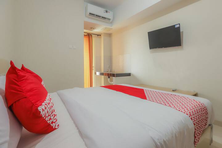 Room 6 of 15