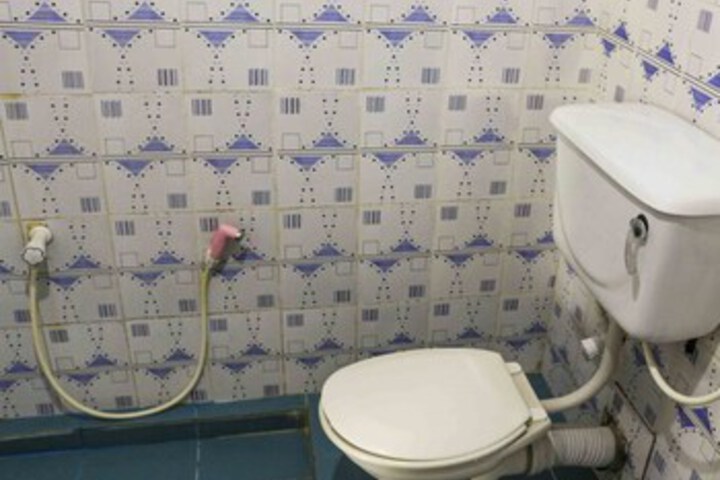Room 2 of 14