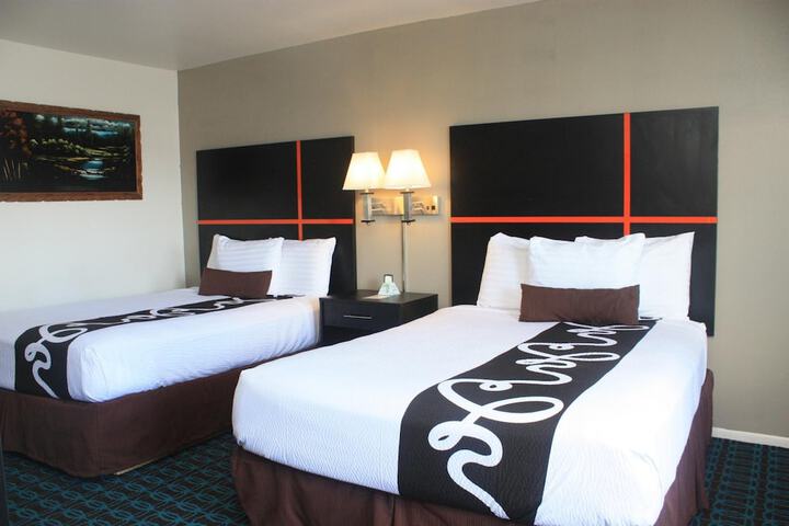 Room 19 of 40