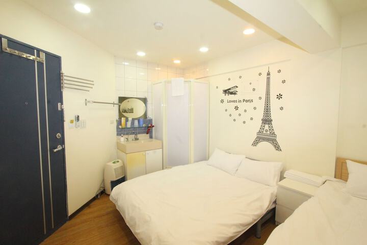 Room 11 of 246