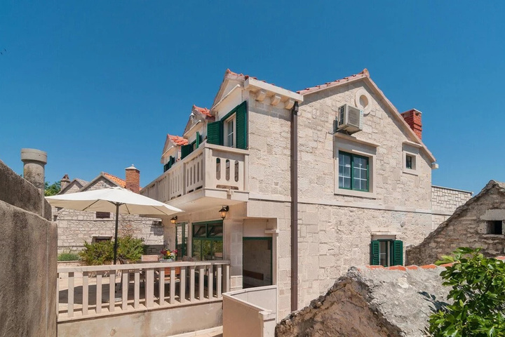 Amazing Home in Selca With Wifi and 3 Bedrooms