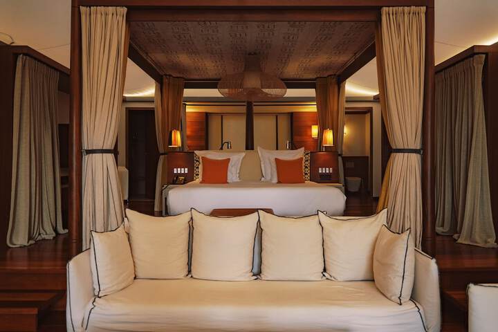 Room 20 of 65