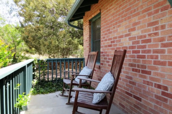 Photo 5