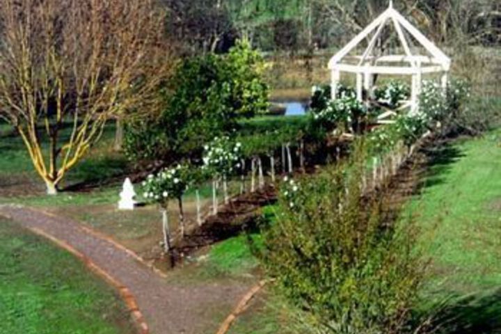 Property Grounds 33 of 46