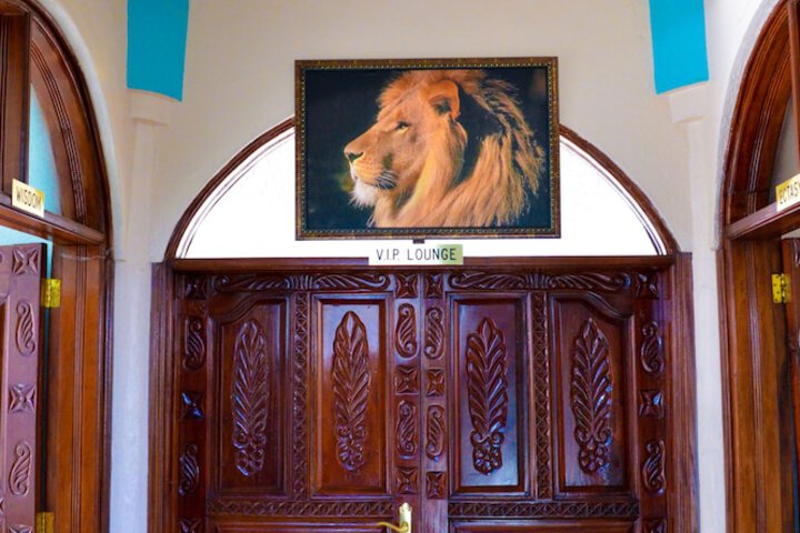 Ballroom/Hall 33 of 43