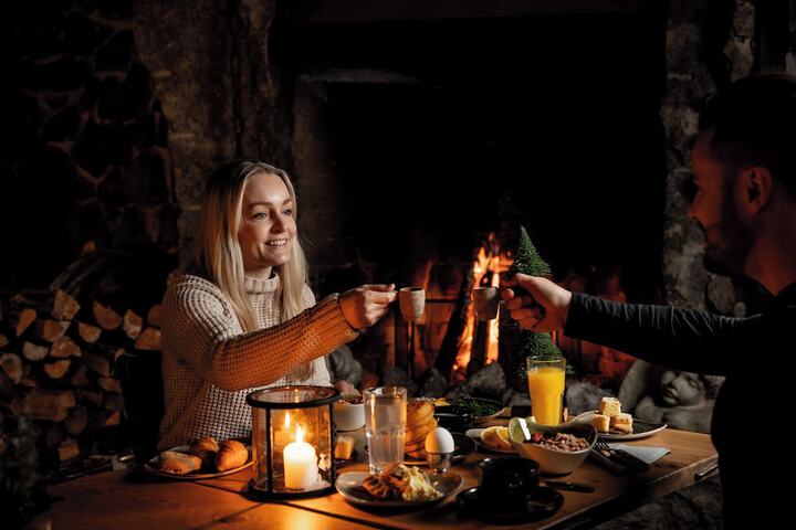 Dining 21 of 23
