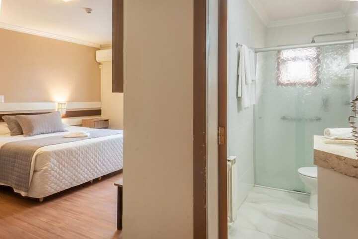 Room 49 of 68