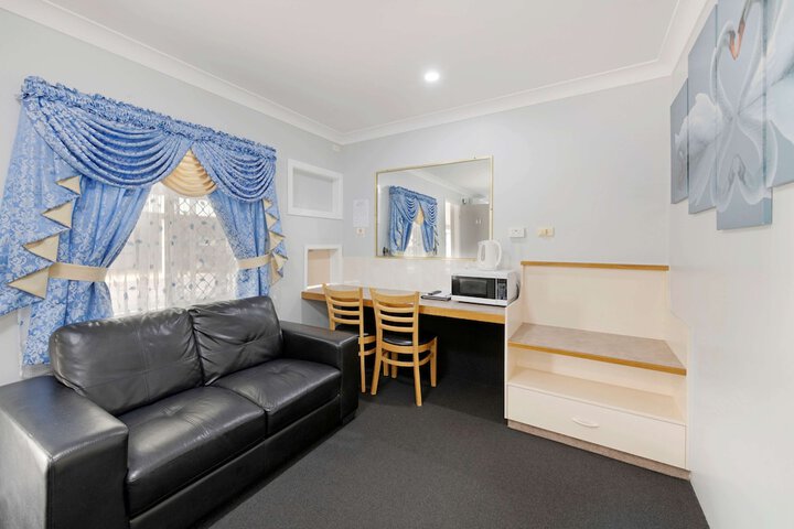 Room 29 of 61
