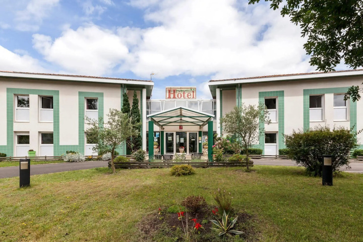 HOTEL DU DELTA