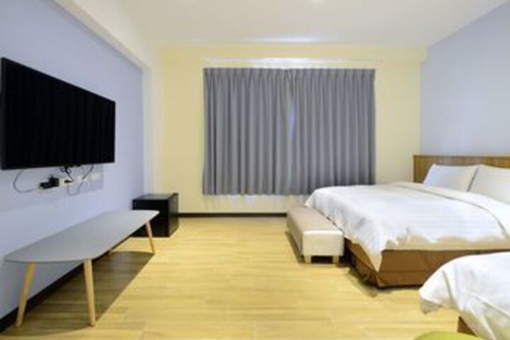 Room 19 of 37