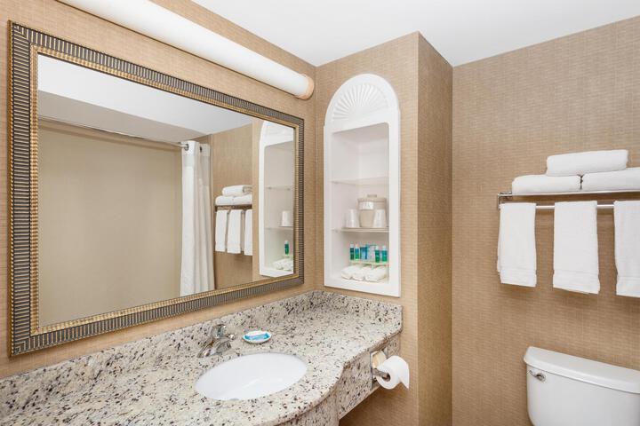 Double Accessible (2 of 3)