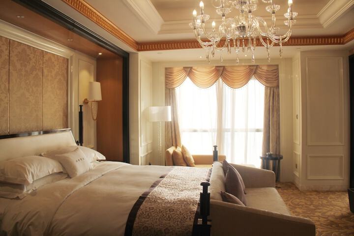 Room 4 of 58