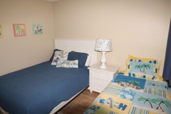 Room 29 of 32