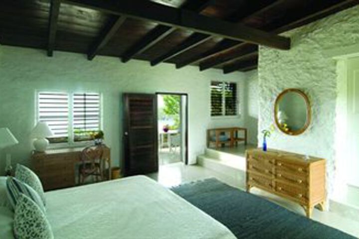 Room 7 of 17