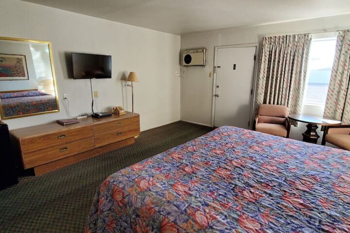Room 16 of 57