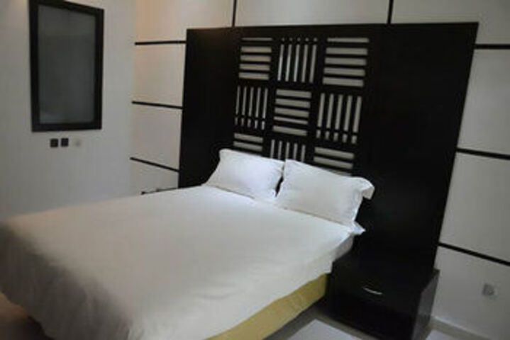 Room 7 of 26