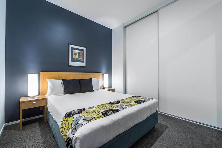 Room 3 of 62