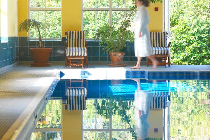 Hotel Pool