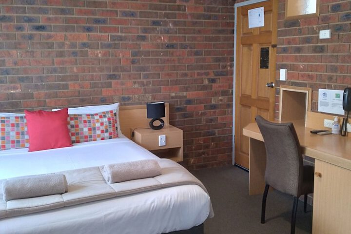 Room 30 of 47