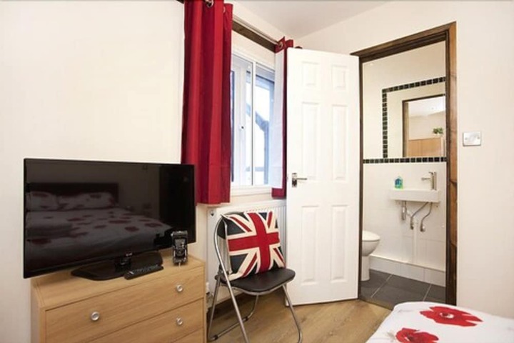 Room 7 of 78