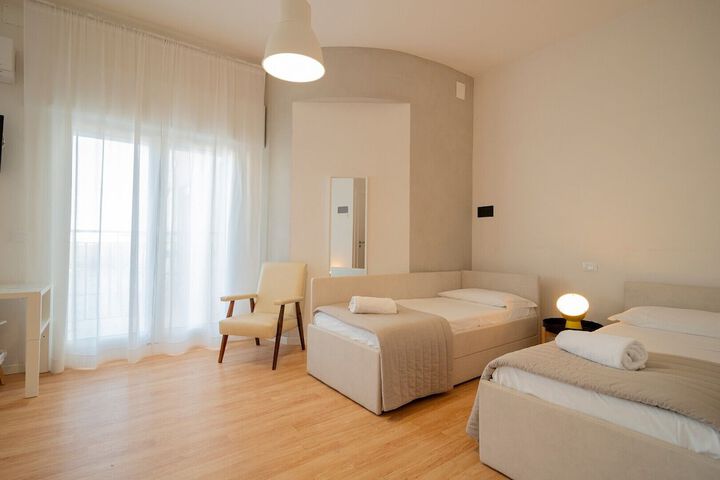 Room 46 of 104