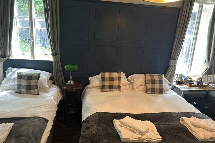 Room 6 of 57