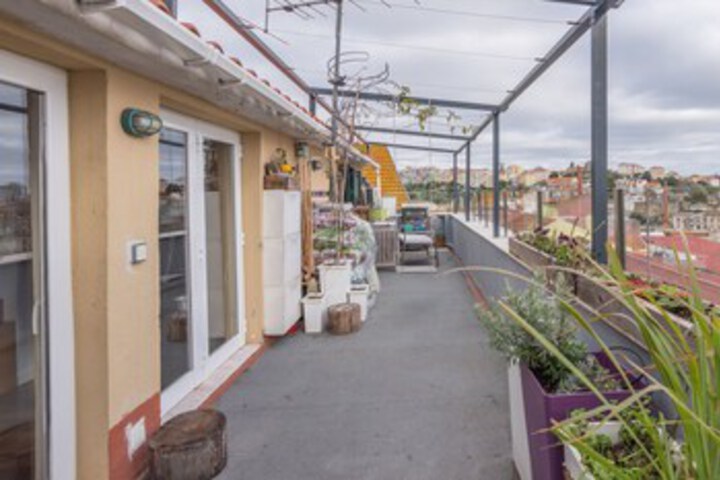 Sunny House on Tejo River