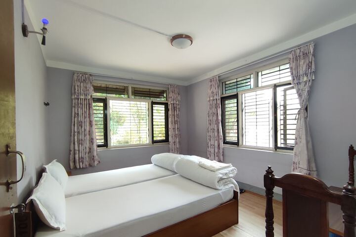 Room 14 of 46