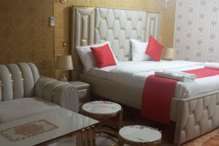 Room 2 of 50