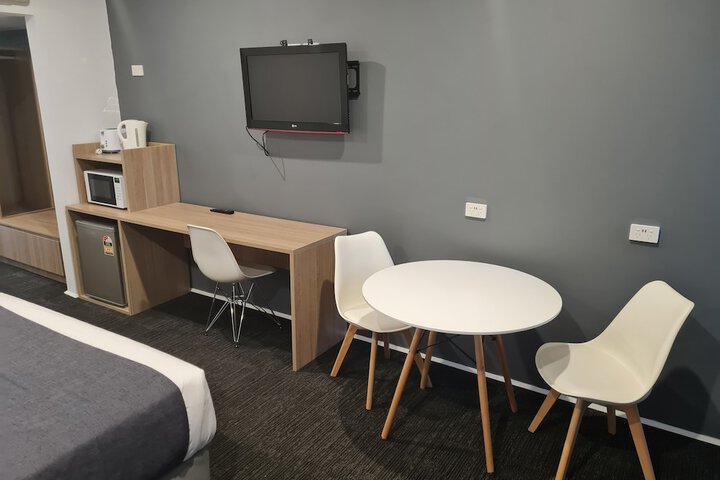 Room 16 of 31