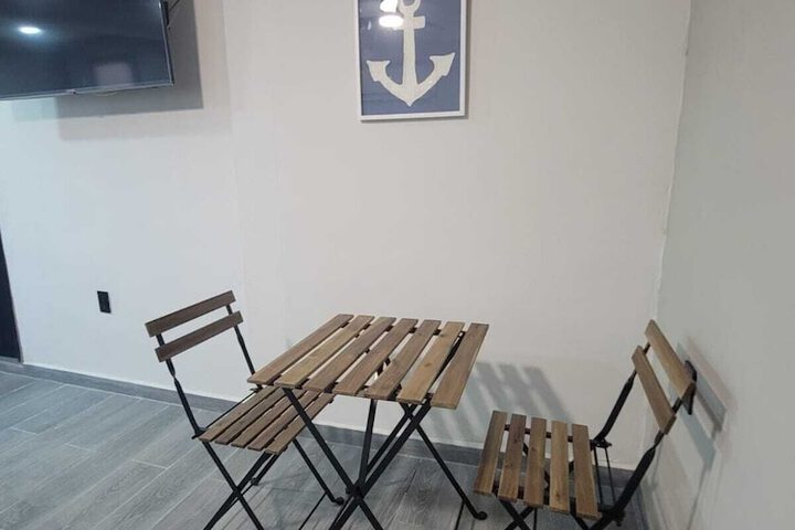 Room 76 of 140
